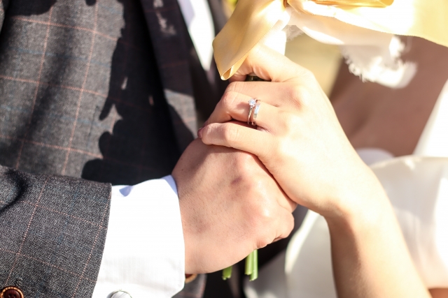 家族のみの結婚式が名古屋で増えている理由に関する画像